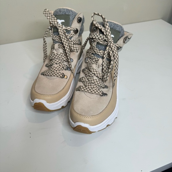 Sorel Shoes Sorel Womens Breakthru Conquest Sneaker Boot